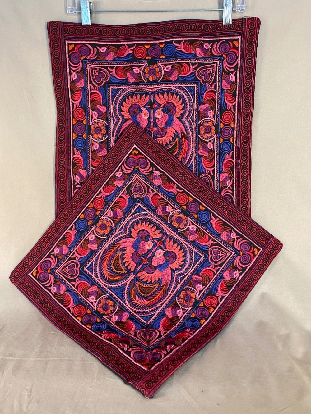 Embroidered Decorative Pillow Case Set, red (New)